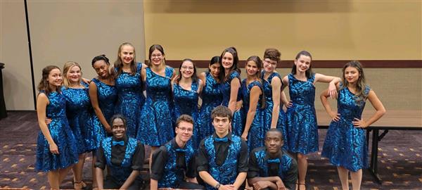 Clubs & Activities / Chorus